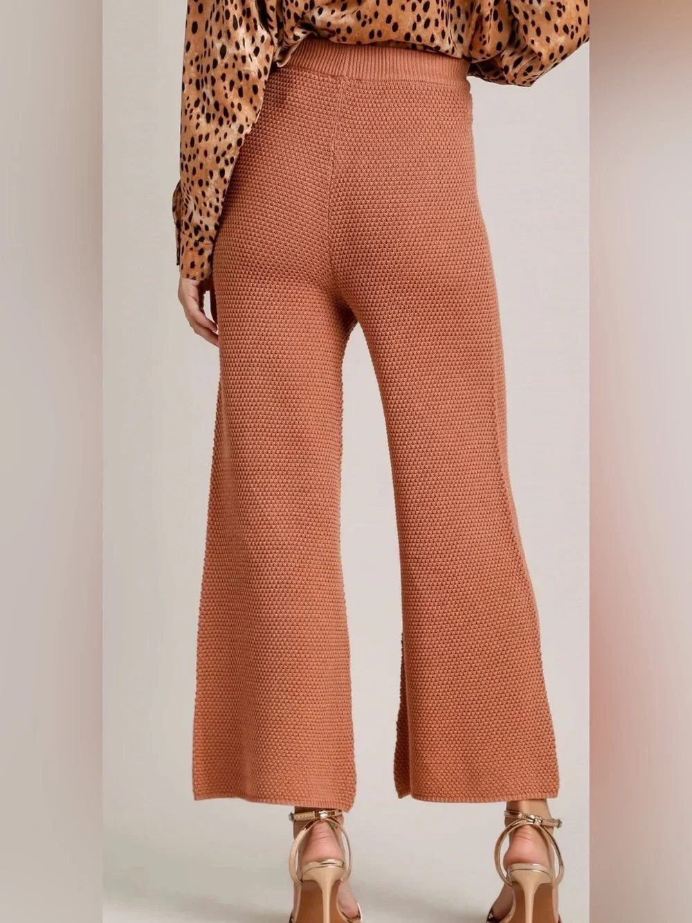 Umgee Knitted Elastic Waistband Wide Leg Pant Cinnamon Small NWT IN PKG